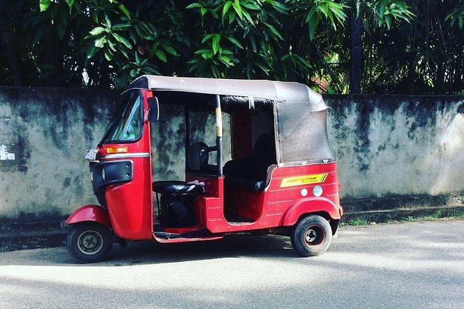 Tuk Tuk Rentals - Key points to know before you book in Sigiriya