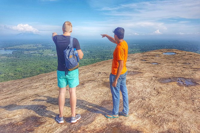 Two days tour - Day 2 at Polonnaruwa: A Full Sight Block for an Old City Feel