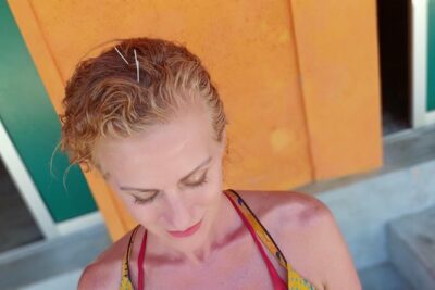 Two Hour Package - The treatment flow: head to foot, then inhalation and shirodhara/steam